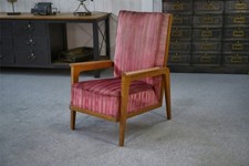 Fauteuil en chêne et velours