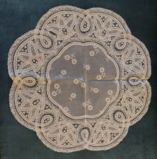 Napperon ancien dentelle de