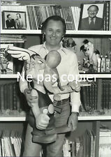 ALBERT UDERZO circa 1980 cartoonist Asterix photo comic 26 x 18 cm