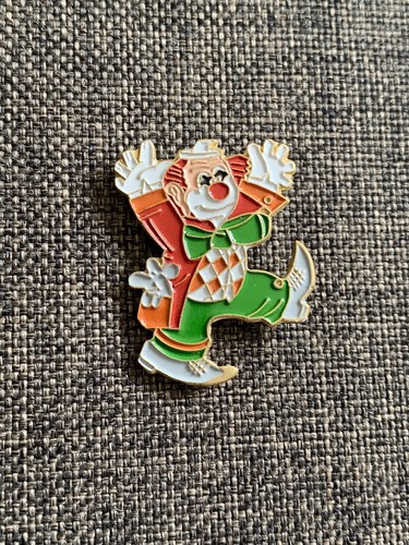 Pin clown version costume - version,