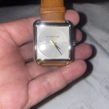 Michael Kors MK2584 Quartz Plastic Is Still On The Back Where The Battery Goes