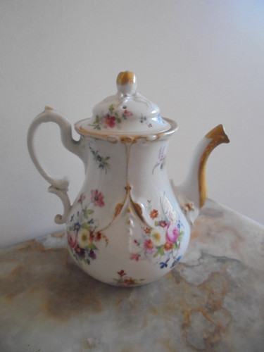 Ancienne théière fin