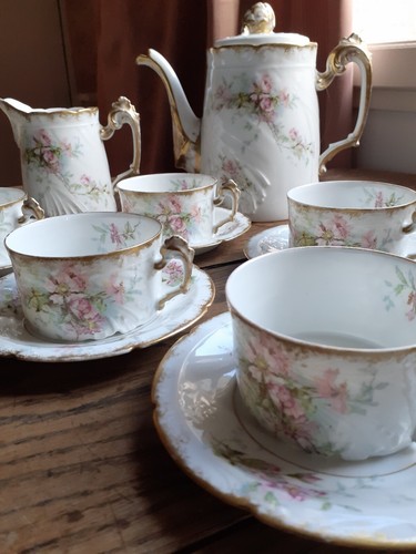 Service café porcelaine - ,