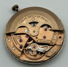 OMEGA 565 Montre Mouvement