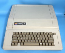 Early Apple IIe Enhanced A2S2064 w 80 Column/64K and Disk Card ** PLEASE READ **