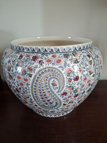 Important cache pot faience - pot,