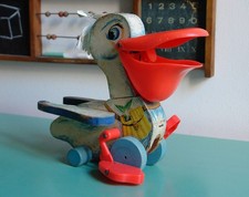 Jouet Ancien à Trainer FISHER PRICE Vintage ~ Le Pélican