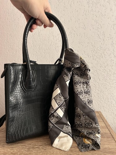 Guess foulard carré - soie, 50