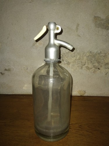 Ancien siphon eau - siphon, à