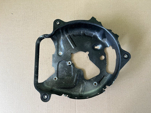 Protection volant moteur - de,