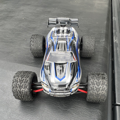 Traxxas revo vxl 16 4wd - vxl, 1:16