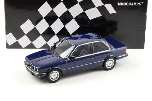 Minichamps bmw 323i - 1:18,