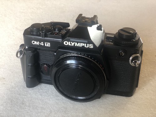 Olympus om4 top - om4, ti