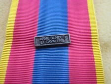 Agrafe  Miniature  Arme