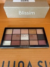 REVOLUTION Palette De 15 Fards