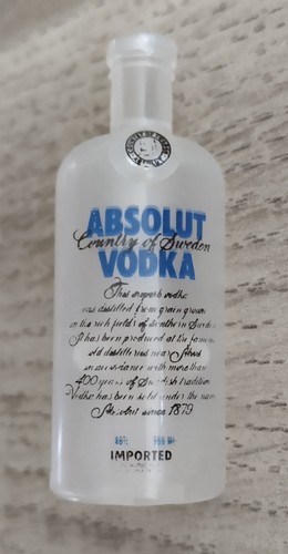 Pin absolut vodka bouteille - absolut,