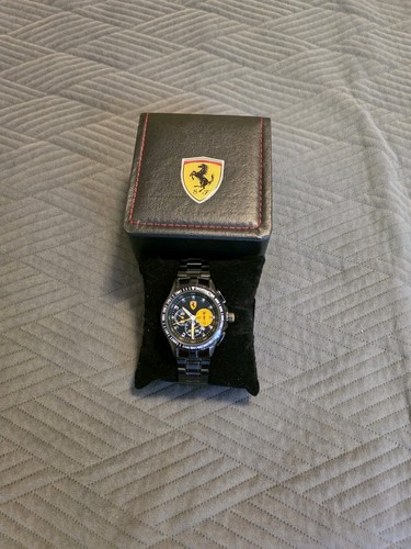 Montre homme quartz - à,