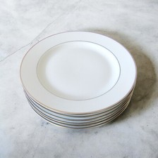 Limoges Bernardaud. 6 Laeken Model Porcelain Flat Plates