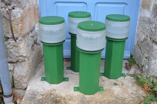 Bornes eclairantes jardin - 4,