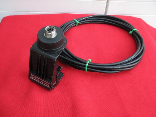 Embase antenne coffre - de,