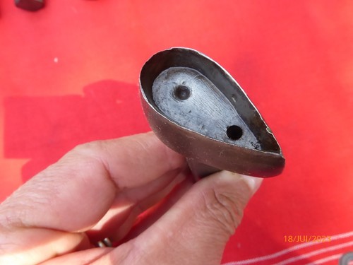 Emporte piece outil ancien - emporte,