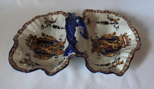 Ancien plat serviteur - ancien,