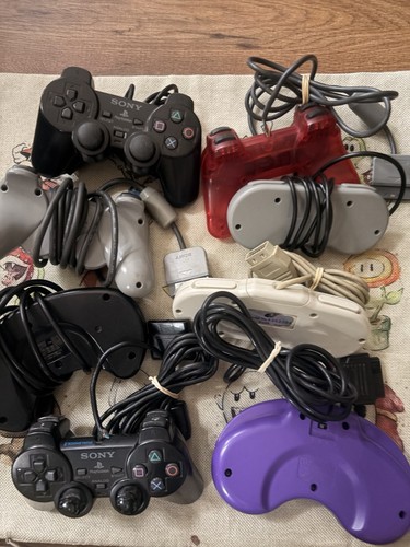 Manettes megadrive ps1 - •,