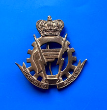 #10591#Insigne de béret de la logistique de l'Armée belge/ Pugnantes Adjuvo"