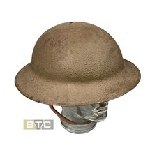 Casque en acier avec doublure