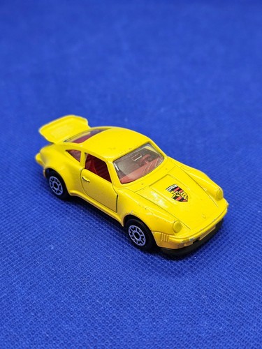 Porsche 911 turbo 930 - turbo,