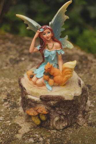 Hf1104 figurine statuette - ,