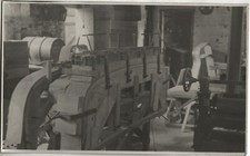 ANTIQUE PHOTO - VINTAGE SNAPSHOT - WORKSHOP CHAIR FURNITURE TRADE WORK 2