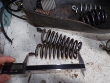 deux ressorts de selle bma