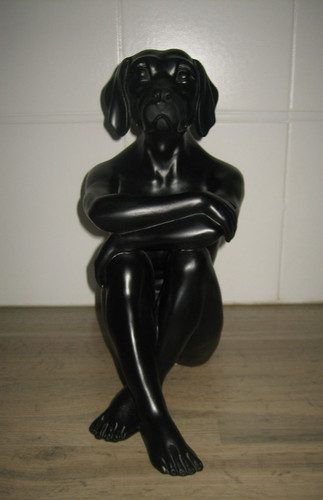 Sculpture kare design dogman - kare,