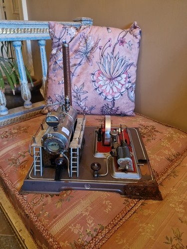 Grande machine vapeur - grande,