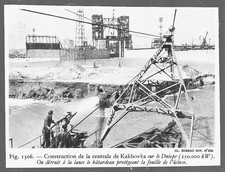 1957  --  RUSSIE . CONSTRUCTION DE LA CENTRALE DE KAKHOVKA SUR LE DNIEPR . 4C507