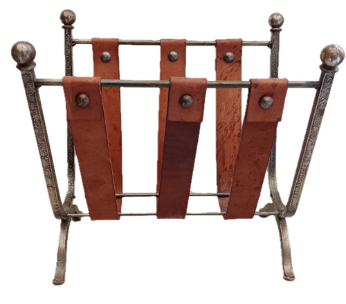 Porte revues brutaliste