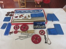 Gros lot de pièces MECCANO des années 60