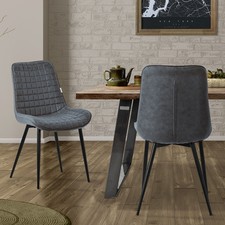 Lot de 2 chaises de salle à