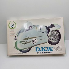 1/9 Protar 126 maquette moto