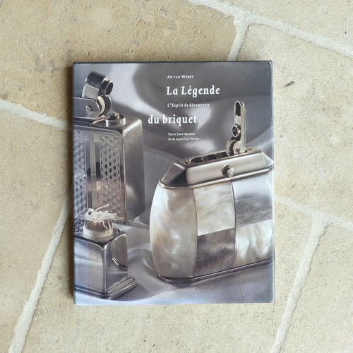 Livre légende briquet - la,