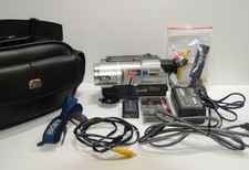 Sony CCD-TRV108 8mm Hi8 Analog Camcorder Bundle Transfer Kit PC/VCR/DVD/Laptop
