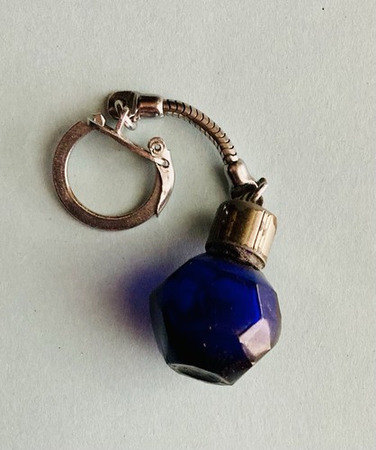 Ancien porte clef miniature - porte, de