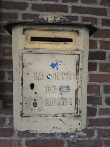 Ancienne boite aux lettres ptt - ancienne,