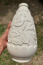 Vase décor floral stylisé