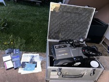 Caméscope Sony CCD-V5000