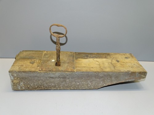 Belle serrure bois et - -belle, en
