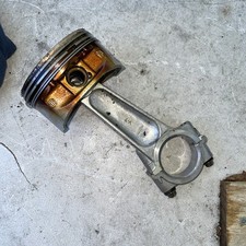 briggs and stratton 24hp v twin model 445677 used Piston & Rod