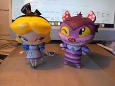 lot de 2 Figurines Alice aux