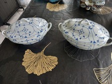 lot de 2 soupières au modèle Copenhague Boch La Louvière